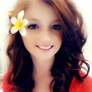 Meet your Posher, Victoria-elaine